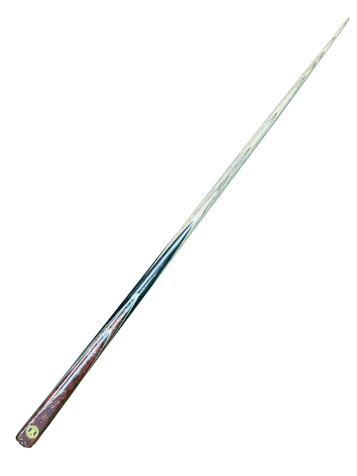 Pattana 3A No. 716 Snooker Cue - full cue on a white background